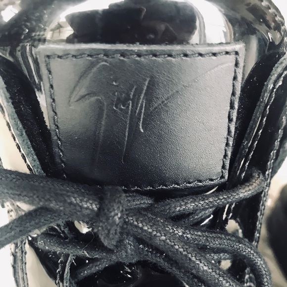 Men’s Giuseppe Zanotti black sneakers - Picture 2 of 7